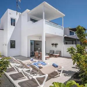 https://alegria.in-canary-islands.com