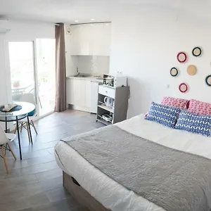 https://apartamentos-eam-ii.1costadelsol.com