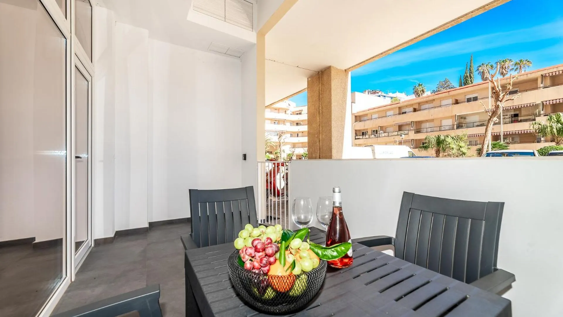 Apartment El Coloso Loft 1 Benalmadena Spain